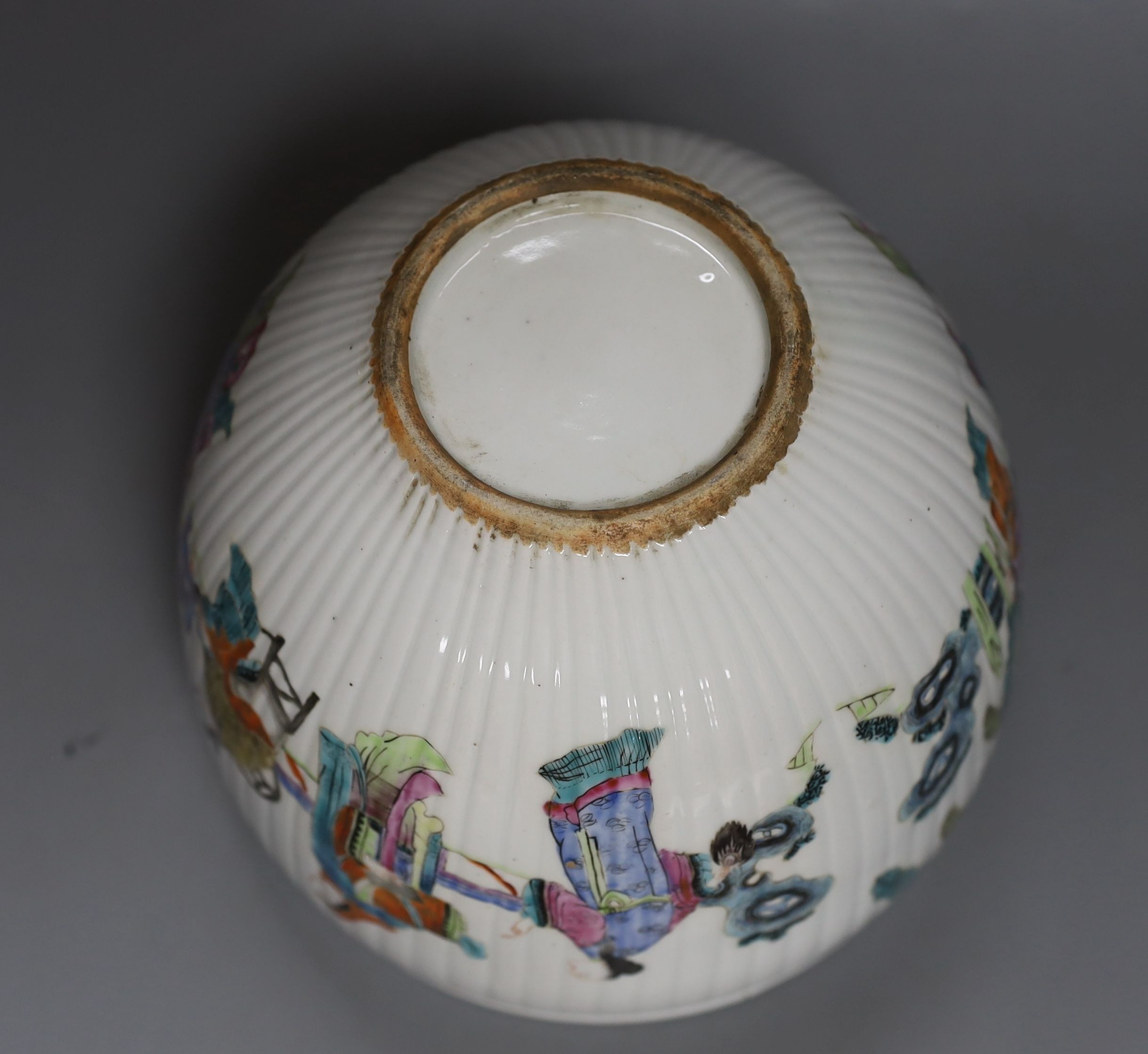 A Chinese famille rose jardiniere - 16cm tall